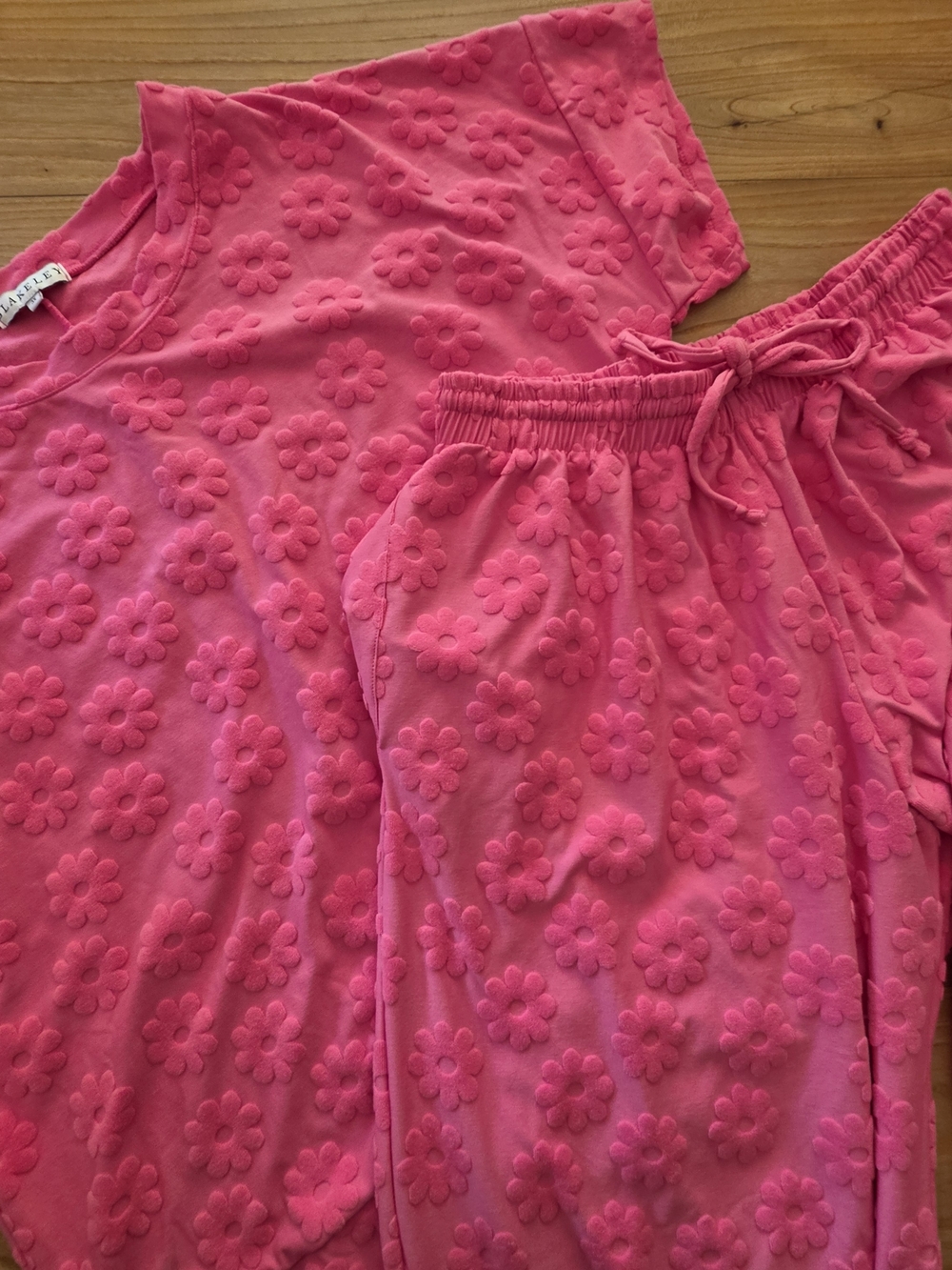 BLAKELEY 2pc Pink Flower Power 3D Daisies Top & Wide Leg Pants Set - 2X/3X - Picture 4 of 14